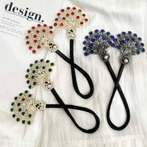 ที่หนีบผมรูปนกยูงสำหรับเครื่องประดับผมที่มีชื่อเสียงอินเทอร์เน็ตกิ๊ฟติดผมมีทบอลย้อนยุคอารมณ์สไตล์จีน