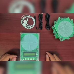 Aideepen | DC 5V 0.1Hz-99999Hz FM Schumann Wave Signal Generator Sine Wave Signal Generator External Antenna Board Micro USB Interface