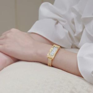 2311L นาฬิกาข้อมือผู้หญิงเล็กๆ ล้อมเพชร แบรนด์เนมแท้ Vayo Jewelry