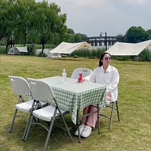 Liviro Meja Lipat Portable Jumbo Jualan Camping Outdoor Indoor Foldable Table Serbaguna Kuat Kokoh