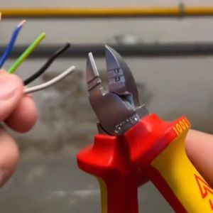 KNIPEX 14 26 160 Diagonal Insulation Stripper 1426160 Side Cutter 2-in-1 VDE 1000V Chromed Penjalur Wayar