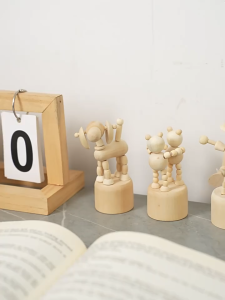 1Pc Wooden Animal Ornaments Mini Desktop Movable Puppet Fingurine Home Decoration Crafts Toy Gifts Home Book Shelf Fun Decor