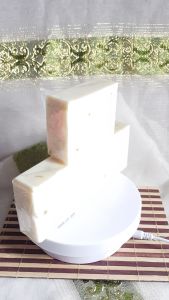 ALL NATURAL(ORGANICS) CALAMANSI WHITENING SOAP - 135 Grams (3 Pcs.)