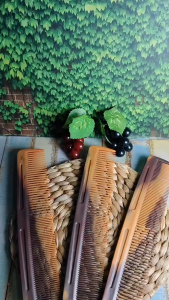 Sisir Rambut Lurus atau Gagang Twin Panjang Warna Coklat