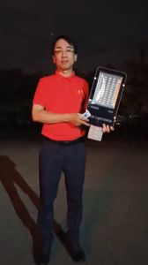 ĐÈN ĐƯỜNG NĂNG LƯỢNG MẶT TRỜI 500W LED 5054 THẾ HỆ MỚI