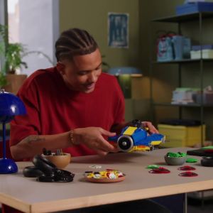 LEGO Super Mario 72050 Mario Kart – Luigi & Mach 8 (2234 Pieces)
