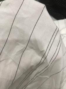 Vải Xô sọc dọc màu trắng đen nền trắng(khổ 1m3)mềm rũ chất mátmay đầm váyáo kiểu đồ bộ