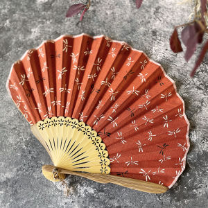 Quạt Lông Cừu Nhỏ Tay Cầm Hình Con Ong Sáng Tạo Của Zhimue Quạt Vỏ Sò Phong Cách Nhật Bản Quạt Lông Cừu Cotton Lanh Quạt Lông Cừu Thủ Công