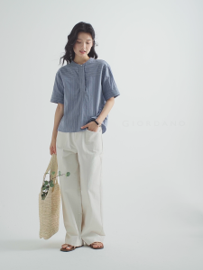 GIORDANO ผู้หญิง  เสื้อเชิ้ต ผ้าลินิน ผ้าฝ้าย เสื้อเชิ้ตคอวี แขนสั้น ลายทาง เสื้อเชิ้ตแฟชั่นเรียบง่าย ลำลอง 13345314