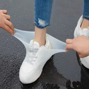 Waterproof Rubber Rain Boot Covers Reusable Silicone Shoe Protectors for Men & Women Outdoor Gardening & Hiking