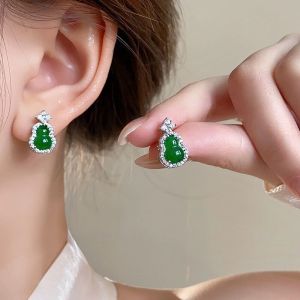 New Chinese Style Womens Emerald Gourd Earrings Luxury Unique Lightweight Fashion Jewelry Fresh out Freshly Released