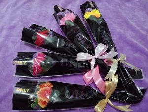 Buket Bunga Mawar Mekar Setangkai/ Buket Hari Ibu/ Buket Hari Ayah