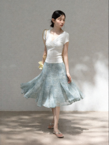 Cantonstory | Floral High Waist A-Line Midi Skirt