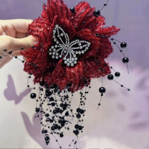 กิ๊ฟติดผมดอกไม้ผีเสื้อที่สง่างามสำหรับผู้หญิงกิ๊บหนีบผมพู่ห้อยหมวก