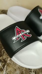 Sandal Distro & Kokop Pria Terbaru 2024