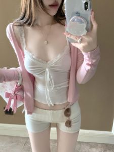 Áo Ba Lỗ Ren Trắng Cổ Chữ V Cho Nữ Mùa Thu Ngắn Ôm Vừa Vặn Mặc Trong Nhà Chất Liệu Ren Thoáng Khí