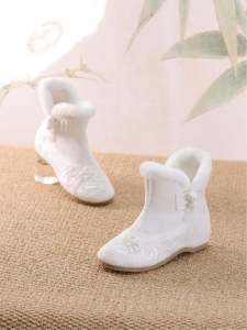 Giày Lót Lông Cừu Mùa Đông Giày Cao Gót Phong Cách Cổ Điển Giày Thêu Hoa Thường Ngày Giày Cotton Phong Cách Trung Hoa Giày Quấn Cổ