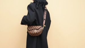 กระเป๋าสะพายผญ กระเป๋าสะพายข้าง หนัง กระเปาสพายหญิง กระเป๋าสะพายข้าง กระเป๋าวินเทจสไตล์ยุโรป กระเป๋าความจุใหญ่