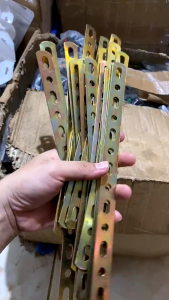 Plat Lubang Universal Multiguna