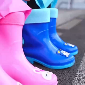 Momo Rubber Rain Boots for Kids Add 1-2 size Cartoon Character Cute Glossy Bota for Kids Boy Sale Rain Boots for Kids Rainboots for Kids Rubber Boots for Kids Rubber Rain Shoes Rubber Rain Boots Bota for Kids Waterproof Anti-Slip for Rainy Season Promo