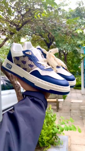 Giày nam sneaker kiểu dáng thể thao thiết kế trẻ trung năng động với 2 màu dễ phối đồ . Mã SP : S721X