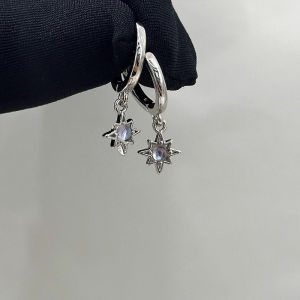 Elegant Starburst Eight-pointed Star Ear Cuffs Versatile Fashionable Moonlight Blue Moon Starry Ear Jewelry Womens Earrings