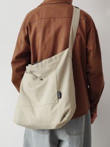 Street Style Large Capacity Nylon Crossbody Bag Casual Single Shoulder Bag Waterproof Sports Backpack for Youth Magnetic Buckle Closure