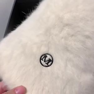 Korea Designer M Bucket Hat Woman Warm Plush Angola Rabbit Fur Hat Lady Autumn Winter Ins Fashion Basin Hat Retro Fluffy Panama
