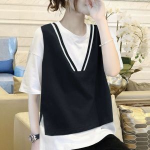 Trendy Slim Fit Lightweight T-shirt