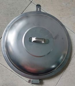 Nắp bồn nước inox 304 đường kính 38cm (380mm) có pát gài tránh gió bay  bán tại Q.Bình Thạnh TPHCM