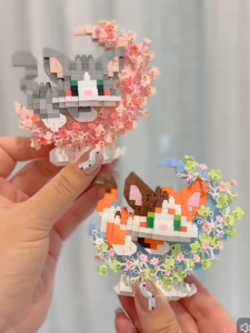 CLC 8968-8983 ChaCha Dog Coomi Mini Building Blocks Figures Flower & Moonlight Scene Collectible Toy Gift *READY STOCK*