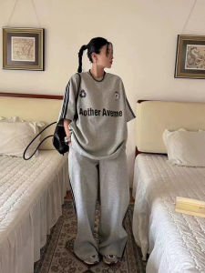 Bộ Đồ Thể Thao Cổ Điển Mỹ Nữ Mùa Hè Rộng Rãi Thoải Mái Tay Ngắn Quần Dài Chạy Bộ Thời Trang Bộ Đồ Hai Mảnh