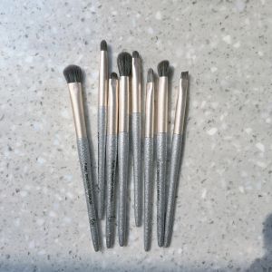 Professional Makeup Brush Soft Bristle Concealer Blush Highlighter Contouring Eyeshadow Flat Head Beauty Tool from Chazhou