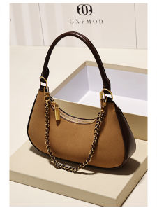 GXFMOD Elegant Minimalist Crescent Moon Underarm Bag Womens Commuter Shoulder Bag Crossbody Bag Stylish Early Autumn New Arrival