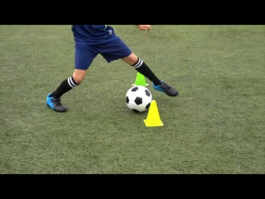 18ซม10ชิ้น  กรวยฝึกซ้อม กรวยซ้อมวิ่ง กรวย กรวยซ้อมกีฬา ฟุตบอล อุปกรณ์การฝึกอบรม Football Training tha