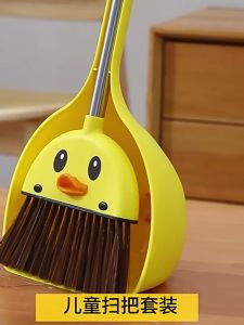ชุดไม้กวาด ไม้กวาดพร้อมที่ตักขยะ ชุดไม้กวาดพร้อมโกยผง ขนาดกะทัดรัด เหมาะสำหรับเด็ก Broom and Dustpan Set