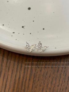 Bông Tai Bướm Đá Tinh Tế Dành Cho Nữ Chăm Sóc Tai Tối Giản Kích Thước Nhỏ Đa Năng Dễ Thương Và Trang Sức Thời Trang Phong Cách Mát Mẻ