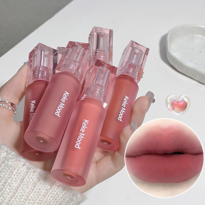 Glasir Bibir Glasir Air Wanita Kabut Air Beludru Pemutih Bibir Glasir Bibir Pemutih Bibir Siswa Lipstik Cangkir Anti Lengket yang Terjangkau COD -🌈Ninestar