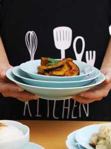 Đĩa Tròn Sâu Bằng Gốm Màu Xanh Lam Longquan Dùng Trong Gia Đình Đĩa Đựng Trà Đồ Ăn Đồ Dùng Nhà Bếp Trang Trí Nhà Cửa Thiết Kế Hoa Trung Quốc