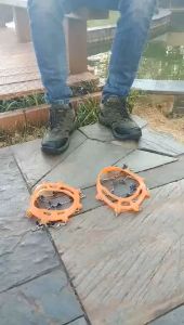 1 Pasang Alas Sepatu Paku Anti Slip Alas Sepatu Salju Dengan 8 Gigi Alas Sepatu Mendaki Anti Slip Sepatu Salju