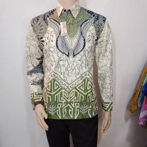 BATIK ARTA motif REMEKAN LASKAR HIJAU KODE 008 l batik premium l kemeja batik laskar ijo halus Arta batik grosir batik termurah batik lengan panjang 10.10 23