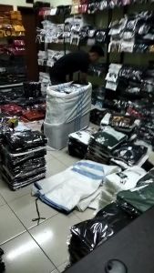 Kaos Tshirt Distro Fourlight Pria Wanita Terlaris Baju Putih Motif Keren Cotton Tebal Terlaris