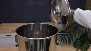 304 Stainless Steel Airtight Rice Bucket Large Capacity Rice Dispenser Moisture‑Proof Insect‑Proof Food Storage Container for Rice Grains Flour Kitchen Storage | Ships Today