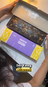 Brownies Panggang Almond Spesial - Wahyu Cakes & Bakery