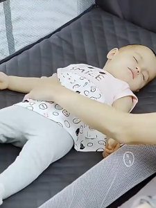 LUCKYBABE Foldable Portable Crib Liftable Crib 2 Layer Toddler Bed with Mosquito Net Newborn Crib for Travel Home Nursery