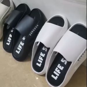 เท่น LHFriday ราคาถูกมาก รองเท้าแทคแฟชั่น สไตล์เกาหลี สำหรับผู้ชาย หนุ่มๆ ห้ามพลาด งานมาใหม่ ใส่แล้วหล่อ เท่ แน่นอน ดีไซน์ใหม่ ทรงสวย สีทูโทน มีให้เลือกถึง 4 สี งานดีงานคุณภาพ ช้าหมดอดนะ