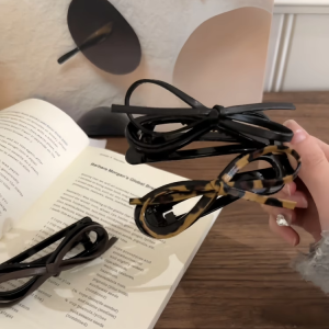 Fashionable Cool Butterfly Knot Hair Clip Womens Autumn Winter Twist Back of Head High End Feeling Single Barrette Hair Accessories