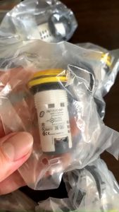 Đèn báo XB7EV05BP Schneider - Vàng - 24V AC/DC