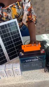 LIFAN OFFICIAL แบตเตอรี่ตะกั่วกรดTianNeng 12V20AH เพาเวอร์ แบงค์ เพาวเวอร์แบงค์ ธนาคารพลังงาน USBชาร แผงเซลล์แสงอาทิตย์ พาเวอร์ แบงค์ หลอดไฟ สายเคเบิลข้อมูล3in1