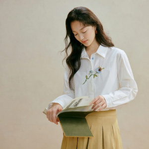 INMAN | Designer Hook-flower Embroidery White Long Sleeve Shirt